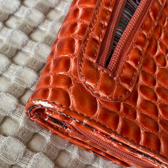 BIG BUDDHA Crocodile Croc Faux Leather Reptile Long Wallet Clutch Rust Orange - Picture 6 of 8